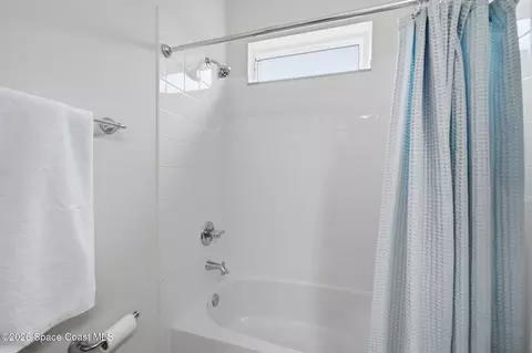 Bath - 5657 Tamarac Dr, Melbourne, FL 32940 photo 7 of 7