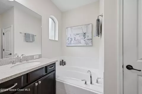 Bath - 5657 Tamarac Dr, Melbourne, FL 32940 photo 3 of 7