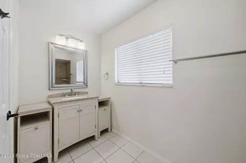 Bath - 182 Bluefish Pl, Rockledge, FL 32955 photo 3 of 4