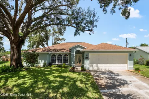 2410 Jaywood Dr, Titusville, FL 32780