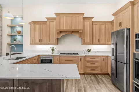 Kitchen - 2852 Bellwind Cir, Rockledge, FL 32955 photo 2 of 5