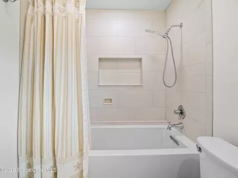 Bath - 807 Ballard Dr, Melbourne, FL 32935 photo 2 of 5