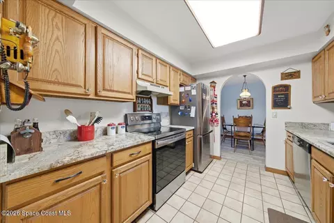 Kitchen - 2785 Beran Ln, Malabar, FL 32950 photo 1 of 3