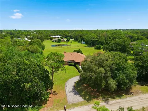 View/Area - 2785 Beran Ln, Malabar, FL 32950 photo 2 of 10