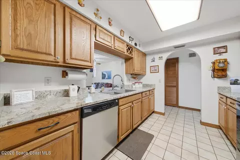 Kitchen - 2785 Beran Ln, Malabar, FL 32950 photo 3 of 3