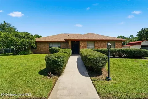Exterior - 2785 Beran Ln, Malabar, FL 32950 photo 2 of 9