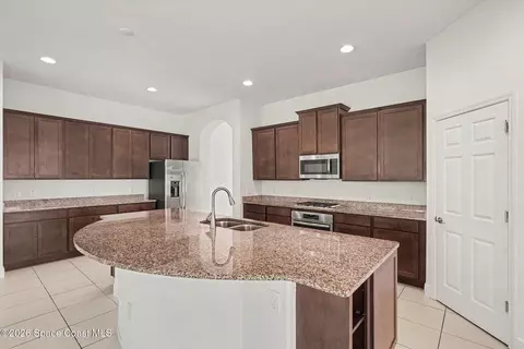 Kitchen - 4262 Ruthann Cir, Melbourne, FL 32934 photo 2 of 3