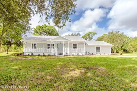 2935 Long Lake Dr, Titusville, FL 32780