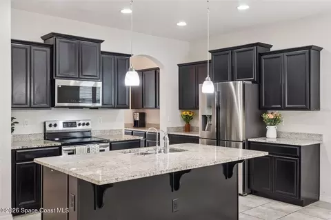 Kitchen - 1613 Leatherback Ln, Saint Cloud, FL 34771 photo 2 of 2