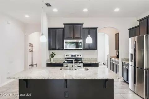 Kitchen - 1613 Leatherback Ln, Saint Cloud, FL 34771 photo 1 of 2