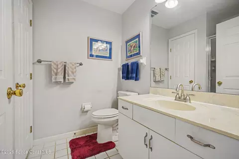 Bath - 1634 Frontier Dr, Melbourne, FL 32940 photo 3 of 3