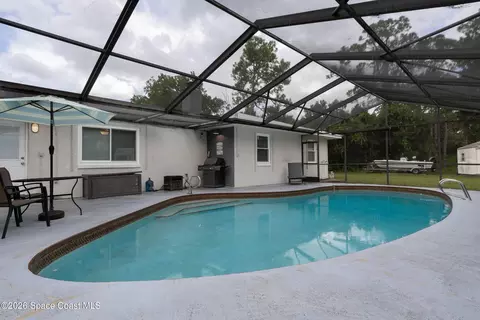 Exterior - 1911 Hurst Ct, Cocoa, FL 32926 photo 4 of 9