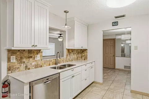 Kitchen - 1911 Hurst Ct, Cocoa, FL 32926 photo 1 of 4