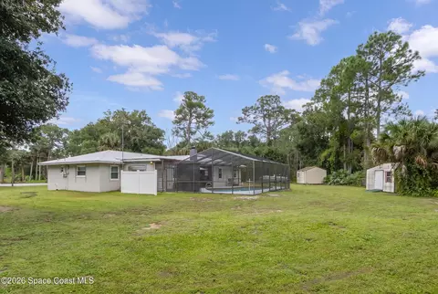 Exterior - 1911 Hurst Ct, Cocoa, FL 32926 photo 6 of 9