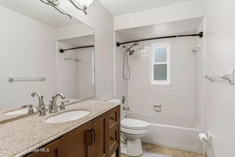 Bath - 1911 Hurst Ct, Cocoa, FL 32926 photo 2 of 2