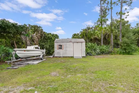 Exterior - 1911 Hurst Ct, Cocoa, FL 32926 photo 7 of 9