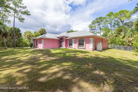 Exterior - 3695 Laurens Ave, Malabar, FL 32950 photo 2 of 10