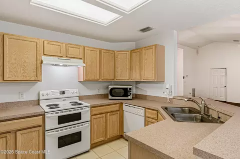 Kitchen - 3695 Laurens Ave, Malabar, FL 32950 photo 3 of 5