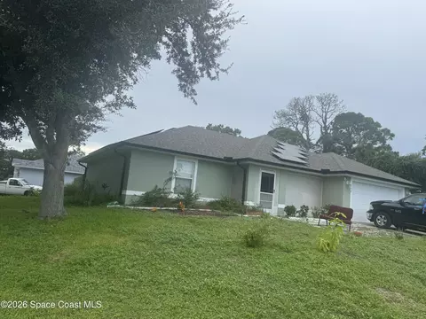1198 SE Alminar Ave SE, Palm Bay, FL 32909