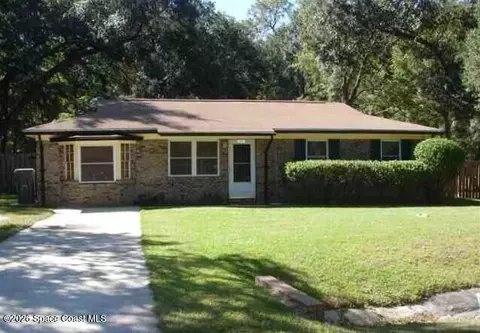 3691 Wood Hill Dr, Tallahassee, FL 32303
