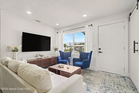 Living - 990 Sparkman St, Melbourne, FL 32935 photo 2 of 2