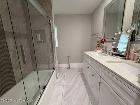 Bath - 1790 Harlock Rd, Melbourne, FL 32934 photo 1 of 6