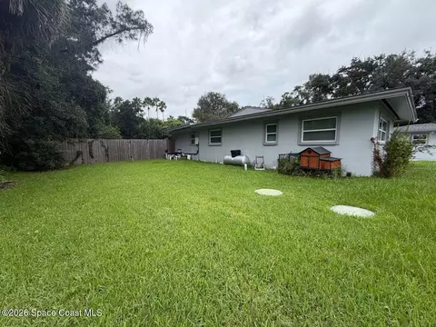 Exterior - 1790 Harlock Rd, Melbourne, FL 32934 photo 2 of 5