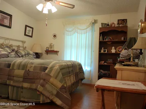 Bedroom - 162 Florence Blvd, Debary, FL 32713 photo 5 of 8