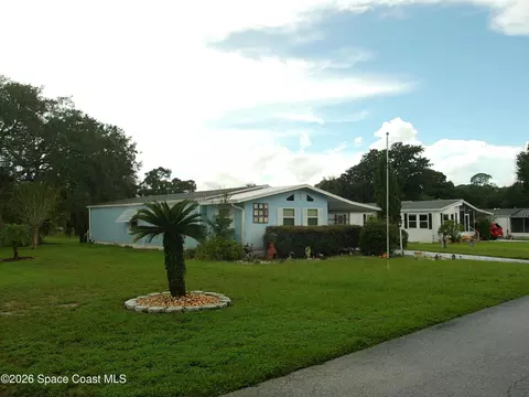 Exterior - 162 Florence Blvd, Debary, FL 32713 photo 1 of 8