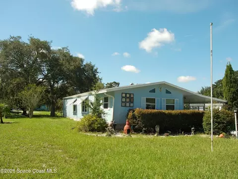 Exterior - 162 Florence Blvd, Debary, FL 32713 photo 2 of 8