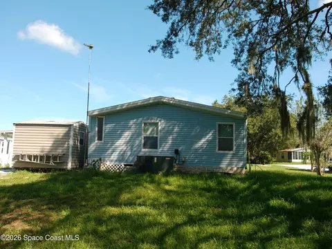Exterior - 162 Florence Blvd, Debary, FL 32713 photo 7 of 8