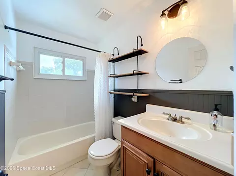 Bath - 645 Orange Ct, Rockledge, FL 32955 photo 2 of 4