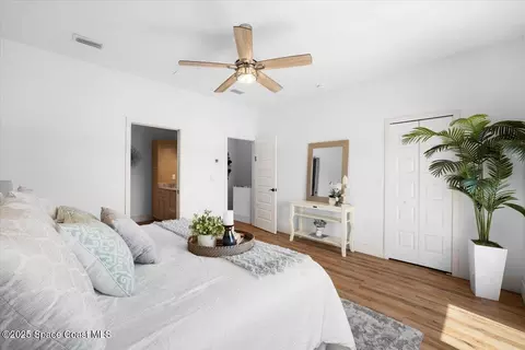 Bedroom - 913 Paddleboard Ct, Melbourne, FL 32935 photo 2 of 5