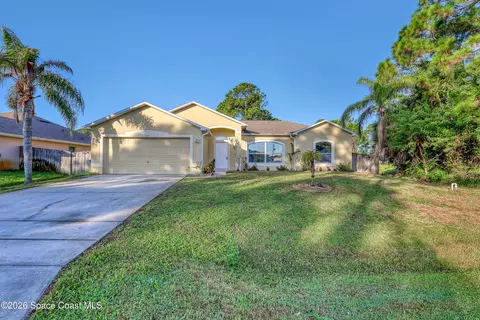 1438 Gray St SE, Palm Bay, FL 32909