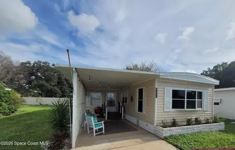 141 Cheswick Cir NE, Palm Bay, FL 32907