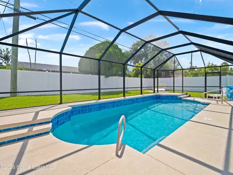 Exterior - 761 Ixora Dr, Melbourne, FL 32935 photo 5 of 7