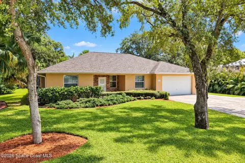 1876 Hedden Pl, Vero Beach, FL 32966