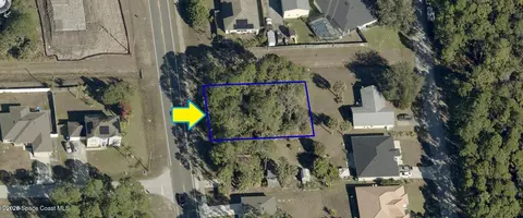 1387 Degroodt Rd SW, Palm Bay, FL 32908