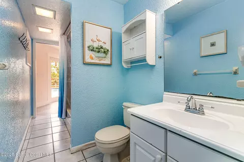 Bath - 2101 Lance Blvd, Cocoa, FL 32926 photo 2 of 6