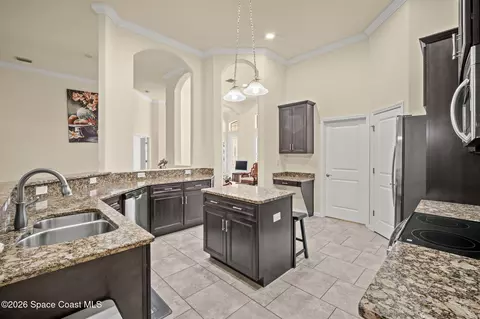 Kitchen - 900 Hall Rd, Malabar, FL 32950 photo 3 of 4
