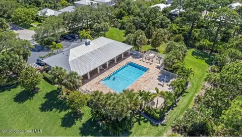 1105 4th Ln SW, Vero Beach, FL 32962