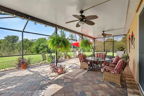 Exterior - 4942 Mandolin Ct, Melbourne, FL 32940 photo 4 of 6