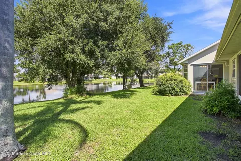 Exterior - 452 Kimberly Dr, Melbourne, FL 32940 photo 4 of 6