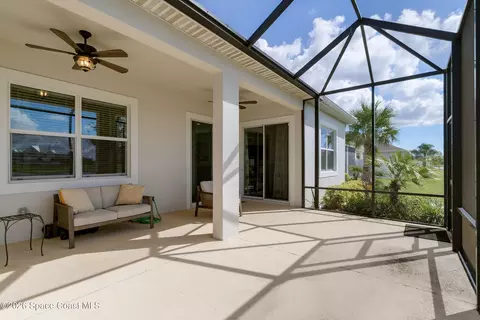 Exterior - 2829 Avalonia Dr, Melbourne, FL 32940 photo 5 of 10