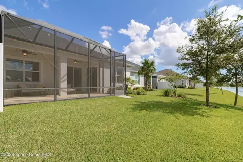 Exterior - 2829 Avalonia Dr, Melbourne, FL 32940 photo 3 of 10
