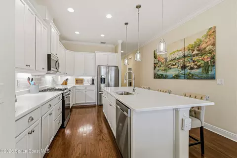 Kitchen - 2829 Avalonia Dr, Melbourne, FL 32940 photo 4 of 5
