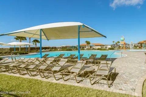 Exterior - 2829 Avalonia Dr, Melbourne, FL 32940 photo 9 of 10