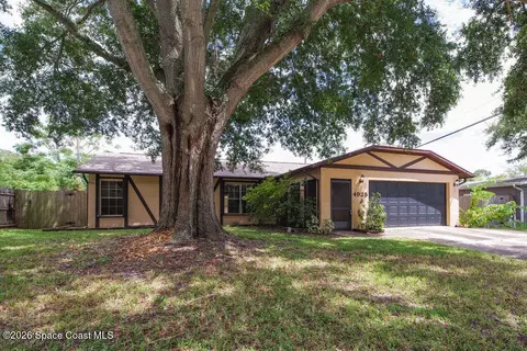 4925 Cocoanut Dr, Titusville, FL 32780