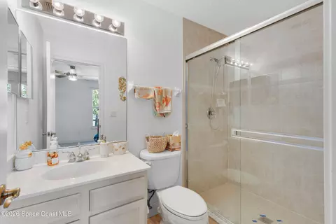 Bath - 101 Coral Way E #2, Indialantic, FL 32903 photo 4 of 5