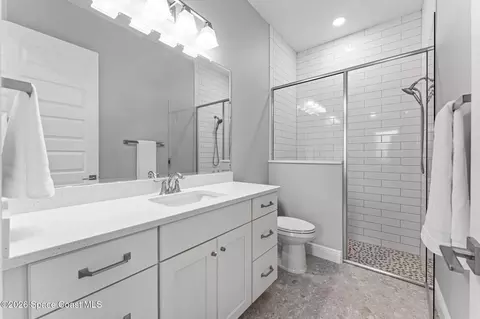 Bath - 8659 Tarpan Ct, Melbourne, FL 32940 photo 3 of 5